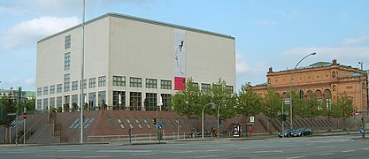 Galerie der Gegenwart und Kunsthallen-Altbau am Glockengießerwall