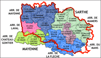 Carte de la Sarthe et de la Mayenne, montrant les limites du Maine ainsi que les arrondissements et intercommunalités.