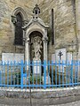 La chapelle Saint-Christophe avec ses plaques commémoratives.