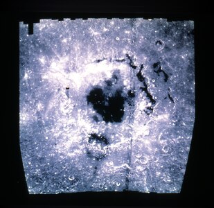 Albedo mosaic of Clementine images