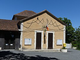 The town hall in Saint-Perdoux