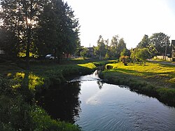 Река Заклюка в деревне Княщина