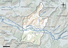 Carte en couleur présentant le réseau hydrographique de la commune