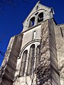 La façade occidentale de l'église Sainte-Marthe.