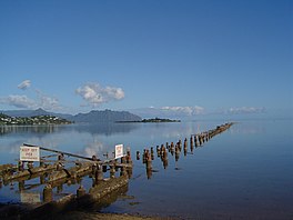 Pier stretching out into Kāneʻohe Bay