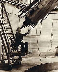 Percival Lowell observing Venus, author unknown (restored by Nagualdesign)