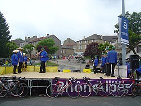 Musiciens au ravitaillement de Saint-Agrève sur l'Ardéchoise 2010