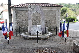 Saint-Pons-de-Thomières (Hérault) - Stèle des Harkis.