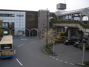 站前廣場（2006年4月）