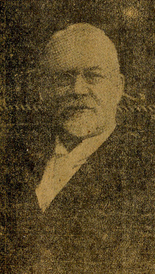 Photograph of Sir Fraser