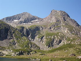 Le Taillefer depuis le plateau des lacs.