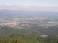 Vistas dende o alto do monte Aloia, coa cidade de Tui e o río Miño ó fondo.