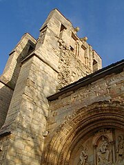 Clocher de l'ancienne église Notre-Dame-du-Pré.