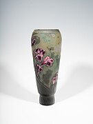 Emile Gallé, Vase aux orchidées, vers 1900, Musée des beaux-arts de Reims.