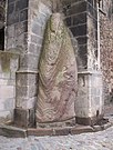 Il cosiddetto "Menhir della Cattedrale" a Le Mans