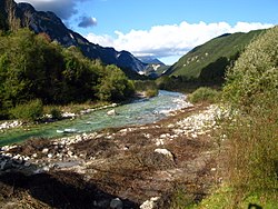 Vue de la partie moyenne de la vallée vers l'aval.