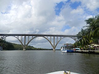 Dernier pont avant l'embouchure : la Via Blanca