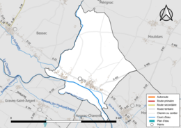 Carte en couleur présentant le réseau hydrographique de la commune