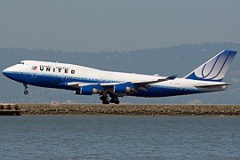 Un Boeing 747-451, United Airlines.