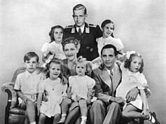 Joseph Goebbels, his wife Magda, and their six children. Edited into the photo in the back is Goebbels' stepson, Harald Quandt, the sole family member to survive the war