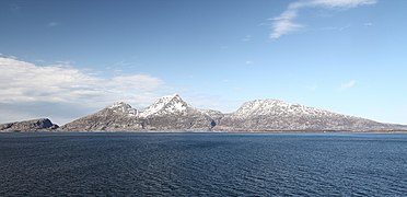 View of the Dønnamannen mountain