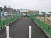 南口駅前広場着工前（2005年5月）