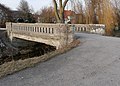 Straßenbrücke