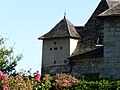 Pigeonnier dans le bourg.