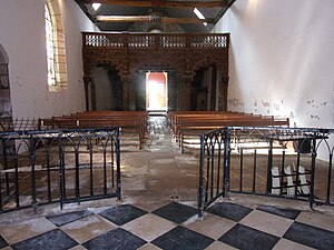 Chapelle Notre-Dame de Crénénan : la tribune.