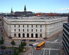 Sede de la policía (1924) de Copenhagen, obra de Hack Kampmann