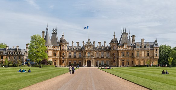 Waddesdon Manor, by Diliff