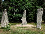 De tre stenarna i Björketorp (två utan runor)