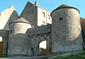 Una de las puertas de la muralla de Flavigny-sur-Ozerain