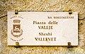 A bilingual for a piazza in Civita