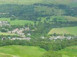 Blick auf Fintry von den Nordhängen der Campsie Fells