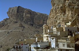 نمایی از شهر معلولا