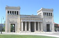 Προπύλαια (Königsplatz), 1846-1862.