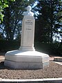 Monument à la mémoire de Jean Dupuis.