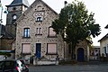 Almont-les-Junies, school