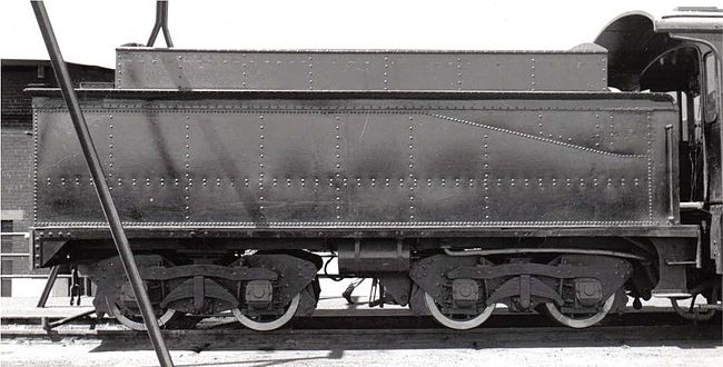 Type MP1 no. 805 as built, off Class 16B, c. 1990