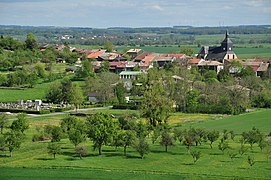 Passavant-en-Argonne à l'est.