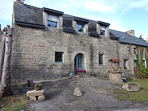 Maison de Quénépévan bâtie par François Auffret en 1646.