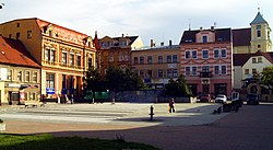 Míru Square