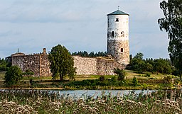 Slottsruinen Stegeborg vid viken Slätbaken