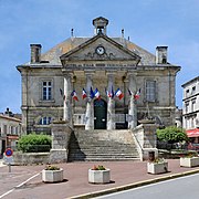 Hôtel de ville de Chateauneuf-sur-Charente.