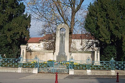 Monument aux morts, rue de Frouard