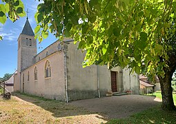 Entrée et façade, côté ouest.