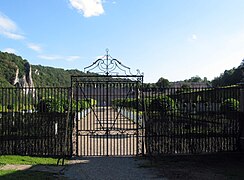 Château y jardines de Freÿr visto desde el norte