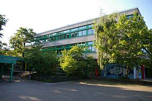 Hauptgebäude des Konrad-Adenauer-Gymnasiums Langenfeld