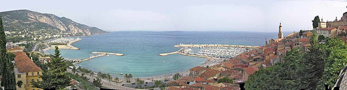 Menton, en Provence, la ville la plus orientale du littoral occitan.